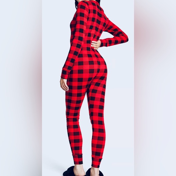 Pink Victoria Secret Thermal Sleep Onesie Red/blk SZ:S - Picture 3 of 3